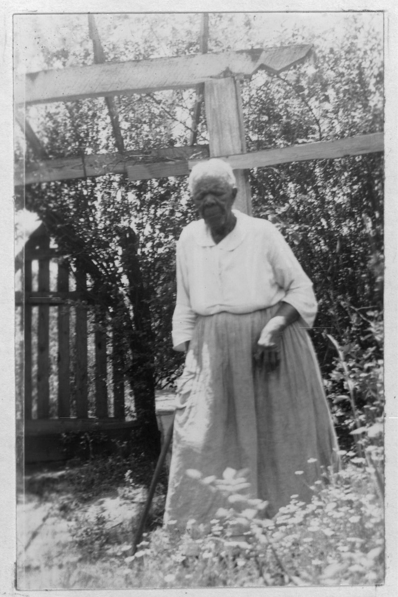 Delia Garlic, Age 100